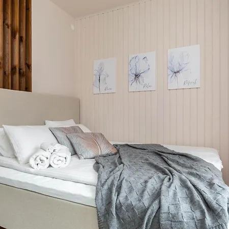 Aparthotel Jakobsoni 15 Apartmendid 3*